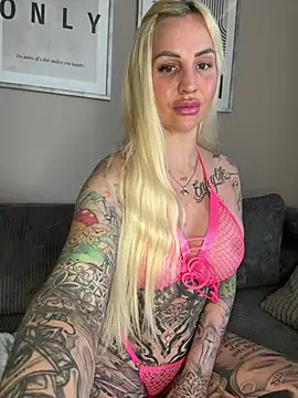 CoraDiamond online show from 03-31-26, 11:43