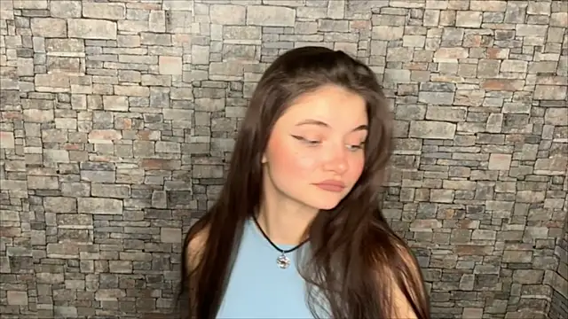 Snapshot of may_rollins chatting on 12-16-25, 01:38 may rollins online show from 12-16-25, 01:38