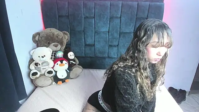 ValentinaKlean online show from 02-19-26, 03:02