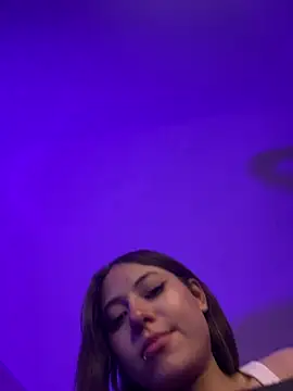 Snapshot of PrettyAmber chatting on 11-03-25, 09:38 PrettyAmber online show from 11-03-25, 09:38