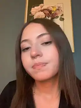 PrettyAmber online show from 04-23-26, 12:12