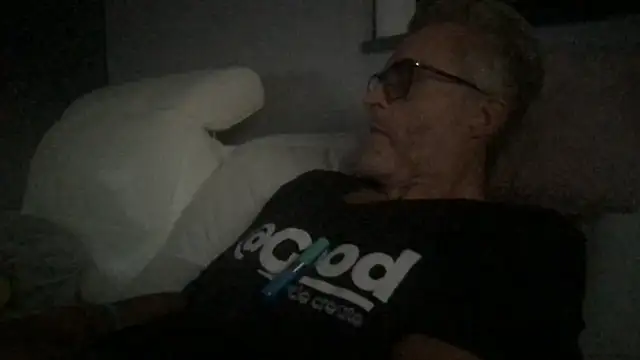 Axl hot online show from 07-22-26, 07:05