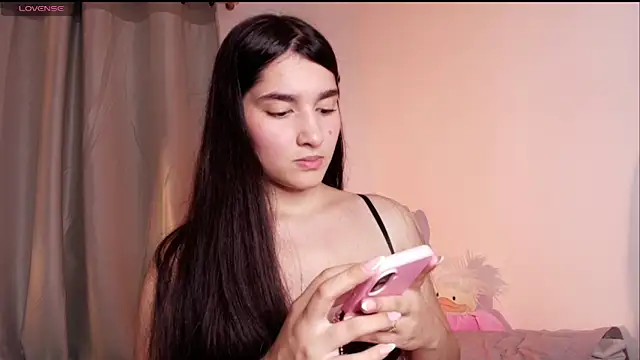 dulceangel   online show from 11-12-25, 04:46