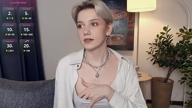 OdelynaAsp online show from 11-30-25, 12:20