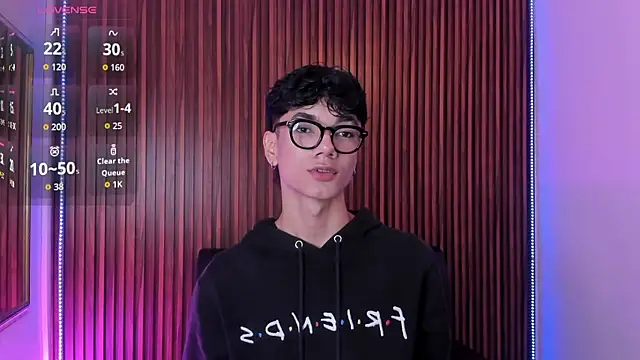 Snapshot of Phillicious__ chatting on 01-11-26, 05:45 Phillicious online show from 01-11-26, 05:45