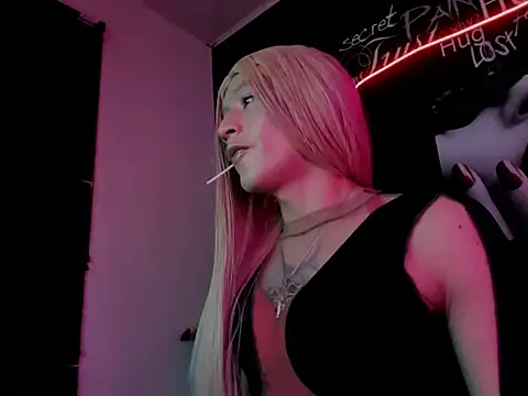 Snapshot of Megam_ chatting on 10-01-25, 01:22 Megam online show from 10-01-25, 01:22