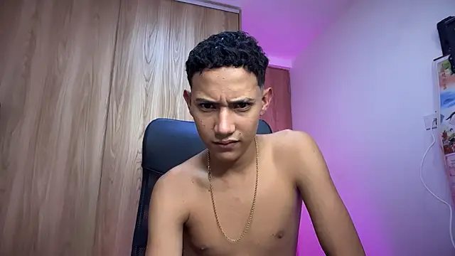 Toy boy777 online show from 03-08-26, 03:32