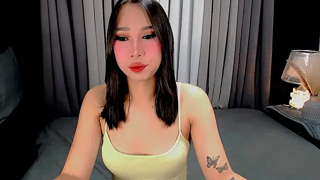 Snapshot of kisha_greyson chatting on 10-11-25, 05:44 kisha greyson online show from 10-11-25, 05:44