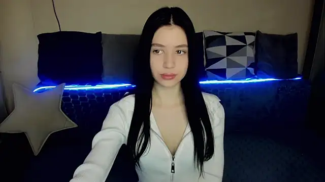 SelinLi online show from 01-06-26, 08:51