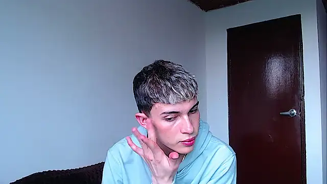 john vichenso online show from 12-22-25, 09:23