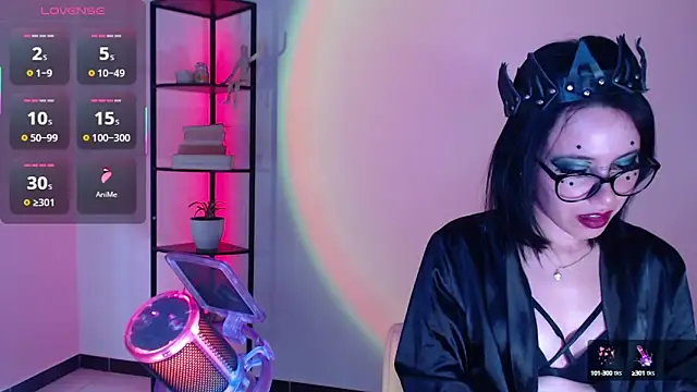 girldom online show from 09-11-25, 03:34