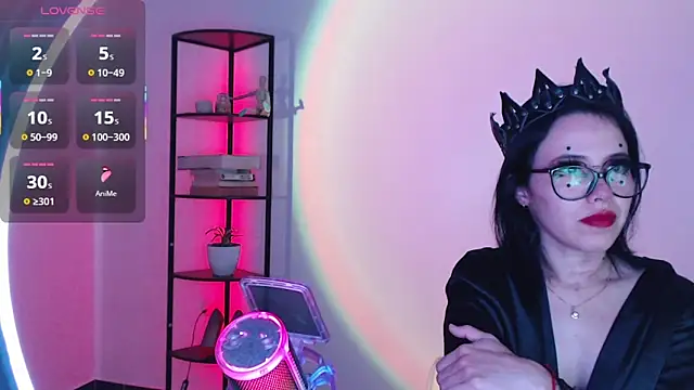 girldom online show from 09-19-25, 03:34