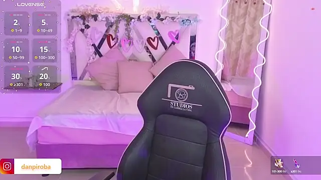 ZURY TAY online show from 09-22-25, 11:56