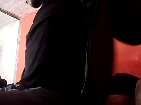 Snapshot of Hay-Viene-El-Huyy chatting on 11-22-25, 04:06 Hay-Viene-El-Huyy online show from 11-22-25, 04:06