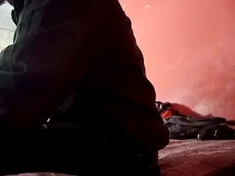 Snapshot of Hay-Viene-El-Huyy chatting on 11-30-25, 04:33 Hay-Viene-El-Huyy online show from 11-30-25, 04:33