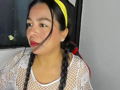 Snapshot of Mature-Debora chatting on 09-16-25, 02:56 Mature-Debora online show from 09-16-25, 02:56