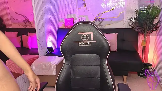 artemiss tay online show from 04-24-26, 07:16