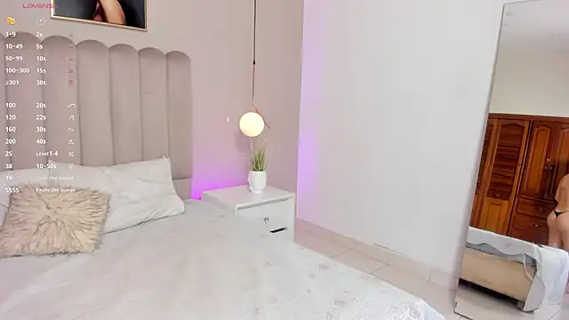 Snapshot of Dani_rosse_ chatting on 06-11-26, 12:47 Dani rosse online show from 06-11-26, 12:47