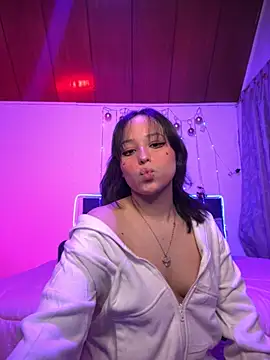 Eymmy 24 online show from 11-20-25, 11:48