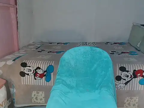 HelenaM online show from 04-25-26, 01:36