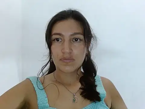 Snapshot of SarahFriendly chatting on 07-17-26, 08:46 SarahFriendly online show from 07-17-26, 08:46