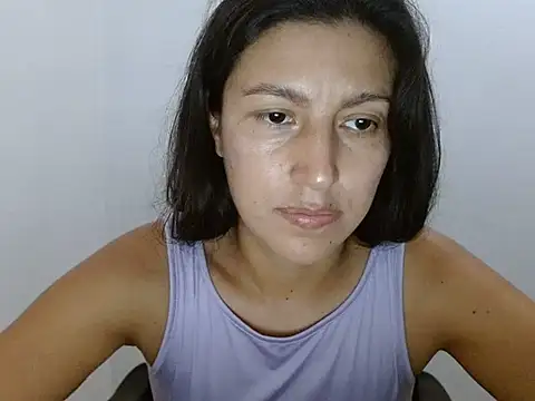 Snapshot of SarahFriendly chatting on 07-28-26, 08:45 SarahFriendly online show from 07-28-26, 08:45