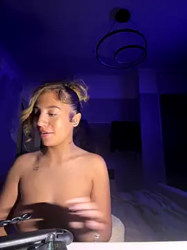 Aurorajadex online show from 09-28-25, 12:05