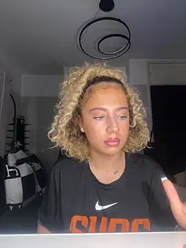 Aurorajadex online show from 10-29-25, 08:10