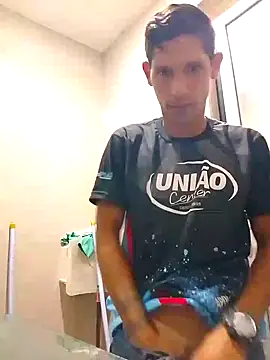 Snapshot of exotic_gostoso chatting on 10-27-25, 02:43 exotic gostoso online show from 10-27-25, 02:43