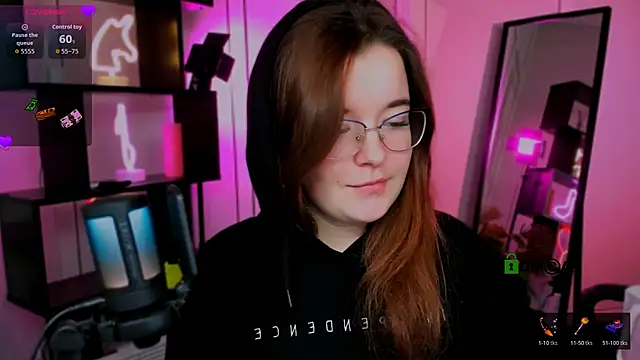 Snapshot of nika-still chatting on 12-15-25, 08:57 nika-still online show from 12-15-25, 08:57