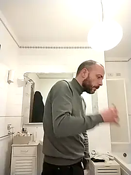 Baldassarre1990 online show from 04-14-26, 08:26