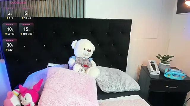 nanny  cute online show from 09-28-25, 04:40