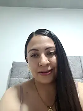 Snapshot of freya_26 chatting on 11-22-25, 11:59 freya 26 online show from 11-22-25, 11:59