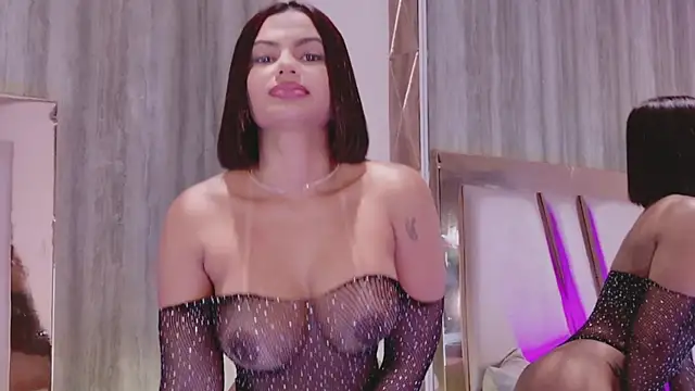 Snapshot of IrinaVelvet chatting on 09-12-25, 04:40 IrinaVelvet online show from 09-12-25, 04:40