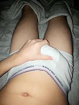 Snapshot of NonDirloAllaMamma chatting on 10-17-25, 07:49 NonDirloAllaMamma online show from 10-17-25, 07:49