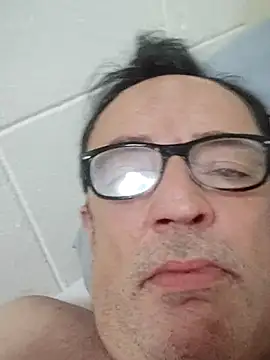 Snapshot of Txacas chatting on 10-02-25, 02:51 Txacas online show from 10-02-25, 02:51