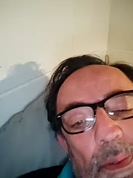 Txacas online show from 11-16-25, 03:56