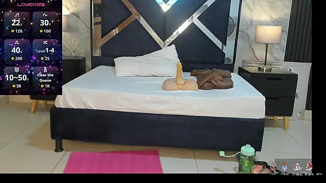 VanessaHard as online show from 12-17-25, 07:53