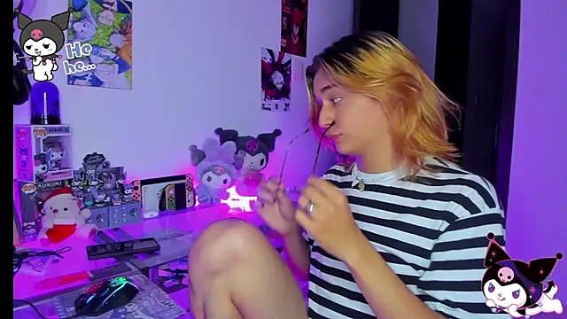 KeitaMoon online show from 11-04-25, 10:31