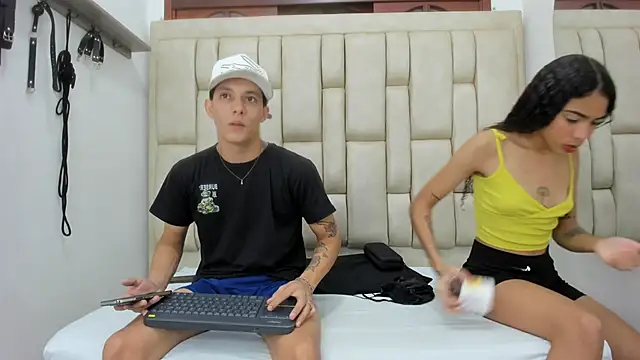 ZafiroAndFlynn online show from 02-01-26, 02:32