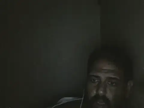 elpoop7305 online show from 11-06-25, 10:54