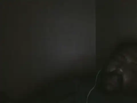 Snapshot of elpoop7305 chatting on 01-09-26, 05:21 elpoop7305 online show from 01-09-26, 05:21