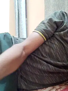 INTERNATIONAL0001 online show from 10-24-25, 02:02