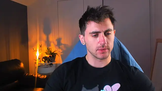 Oscar Miller  online show from 10-20-25, 08:53