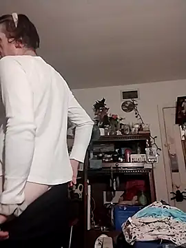 Sissywet online show from 04-16-26, 02:45