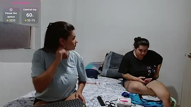 Snapshot of Laia_Gomez chatting on 11-29-25, 10:57 Laia Gomez online show from 11-29-25, 10:57