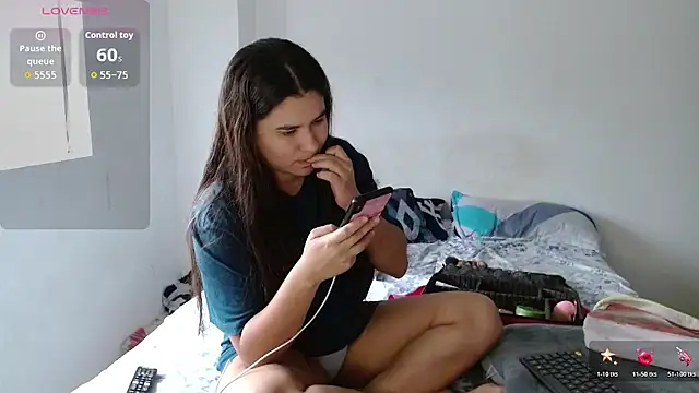 Snapshot of Laia_Gomez chatting on 12-03-25, 10:08 Laia Gomez online show from 12-03-25, 10:08
