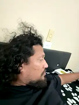 Snapshot of Nassata chatting on 10-26-25, 03:45 Nassata online show from 10-26-25, 03:45