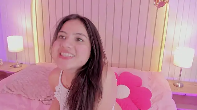 ameliiaa smith online show from 10-18-25, 11:16