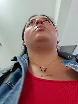 Snapshot of megan_fox5 chatting on 11-04-25, 04:50 megan fox5 online show from 11-04-25, 04:50